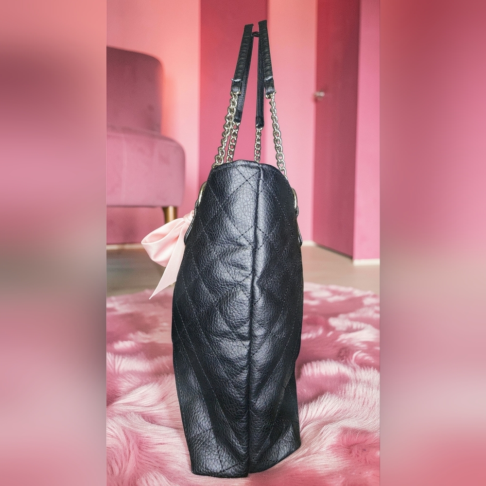 Vintage 2011 Loungefly Hello Kitty Black Quilted Tote & Wallet Set - Picture 6 of 16
